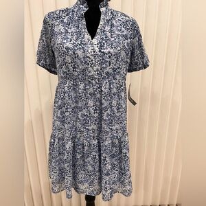 Dress smocked floral Blue  NWT, cute with boots and jacket